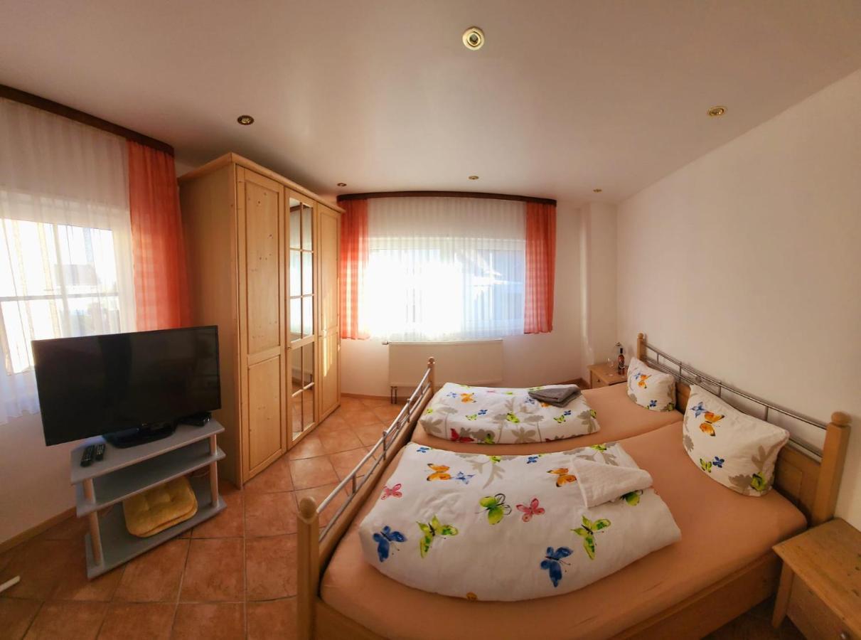 Weinhaus Helbig Apartment *